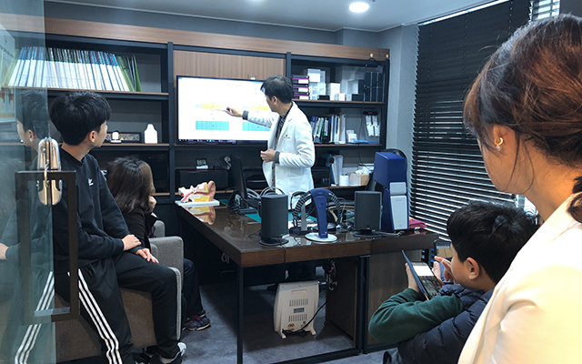 20200316175449_r2tw6VLc.jpg_carousel_용인수지 참소리독일보청기_청각장애진단 및 정부지원 보청기 상담, 소개로 오신 고객비율이 높은 센터, 세계각국 명품보청기, 청각전문가의 명품피팅, 모든 보청기 상시 AS